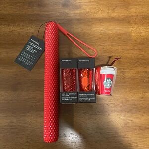 Starbucks Christmas set NWT special offer
